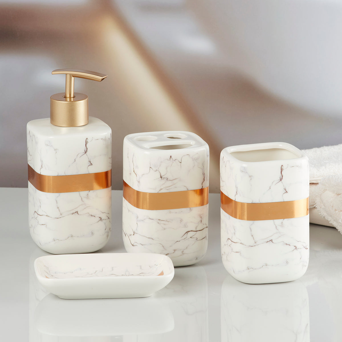 Ceramic Bathroom Accessories Set of 4 Bath Set with Soap Dispenser (8164)