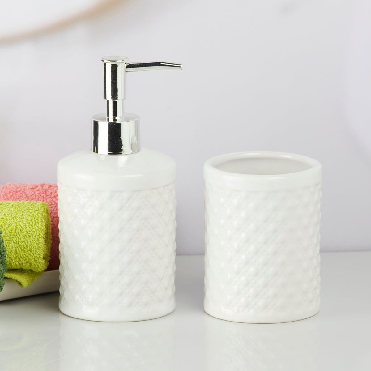Ceramic Bathroom Accessories Set of 2 Bath Set with Soap Dispenser (9720)