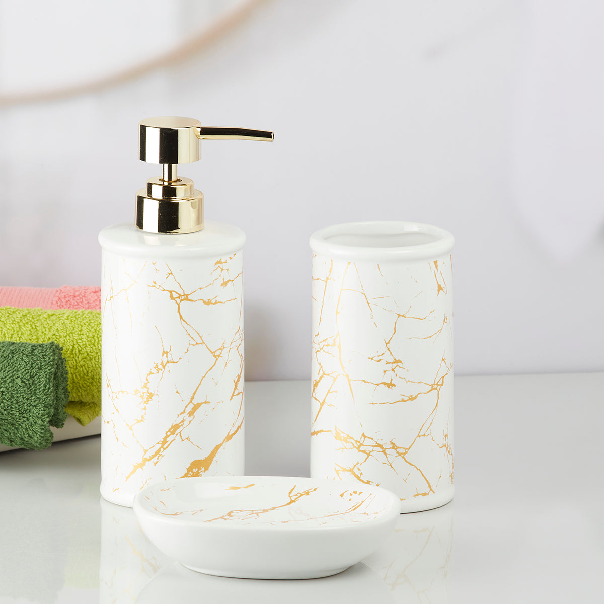 Ceramic Bathroom Accessories Set of 3 Bath Set with Soap Dispenser (9729)