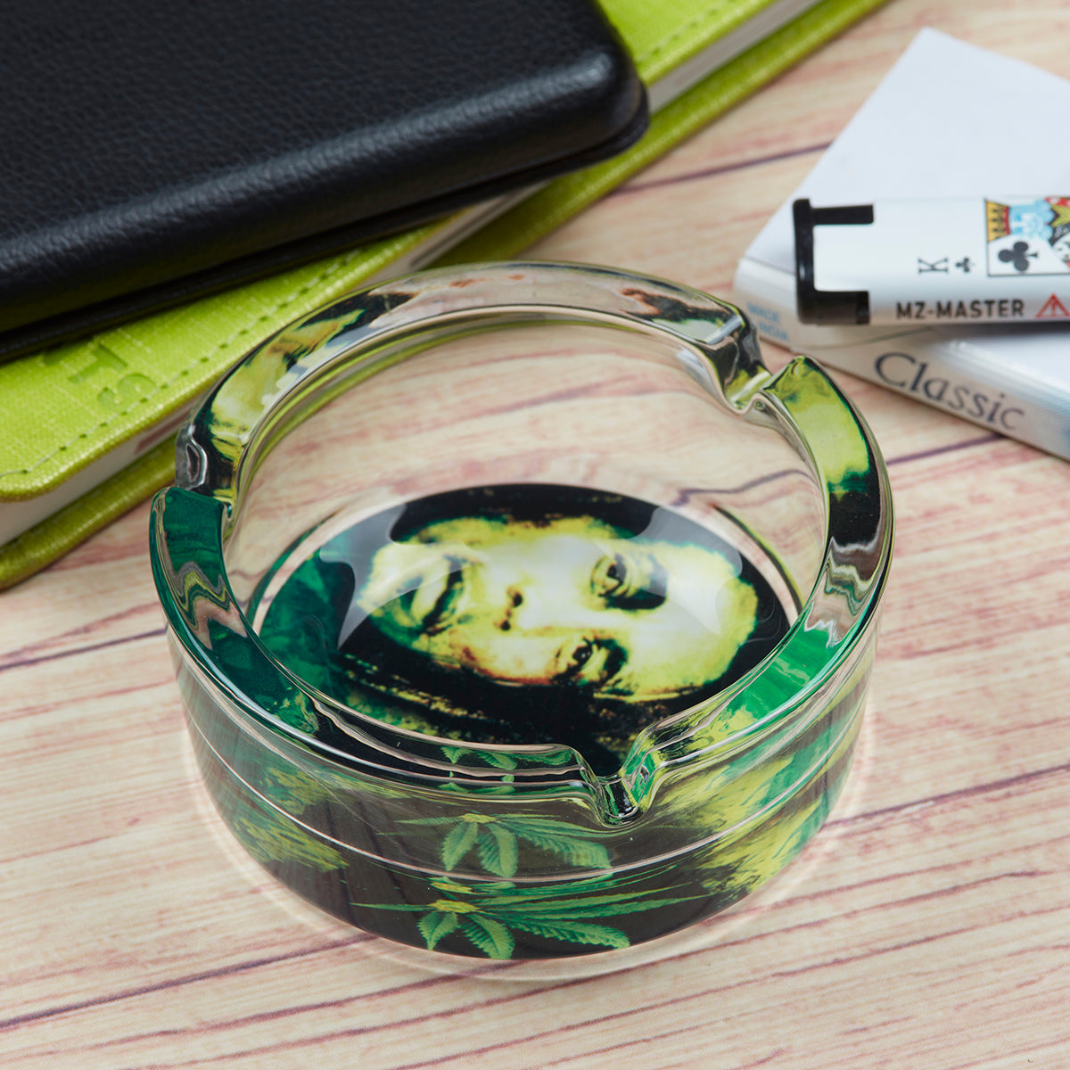Glass Ashtray, Round, Multicolor (Diemeter: 8.5cm)