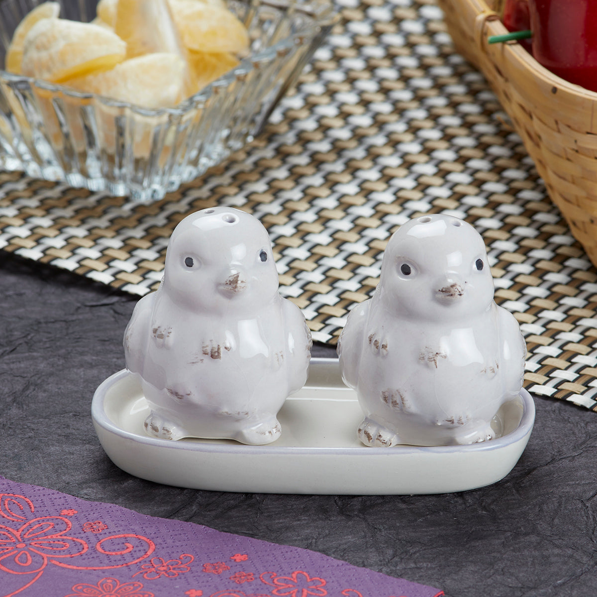 Ceramic Salt Pepper Container Set with tray for Dining Table (9975)