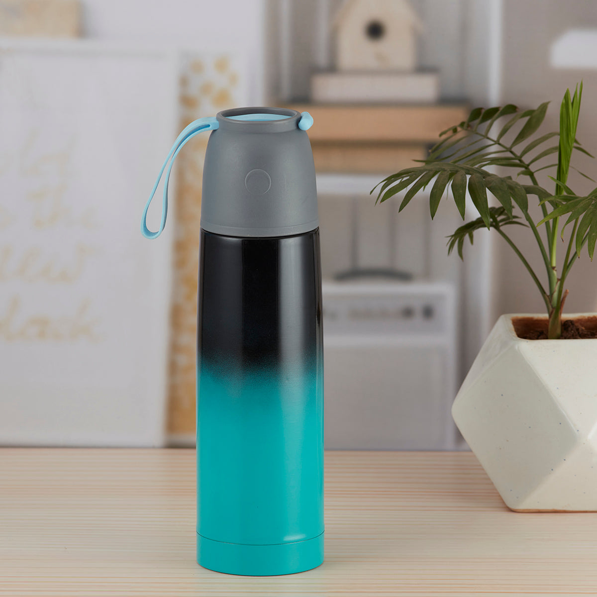 Stainless Steel Vacuum Insulated double wall Water Bottle - 500ml (113-A)