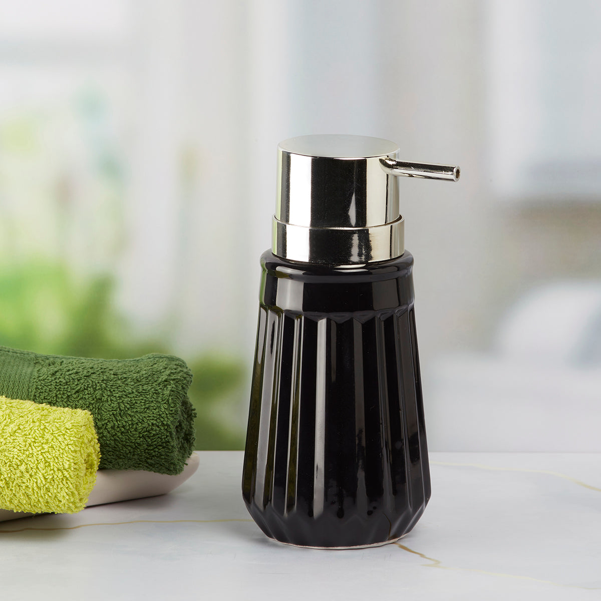 Kookee Ceramic Soap Dispenser for Bathroom handwash, refillable pump bottle for Kitchen hand wash basin, Set of 1, Black (6036)