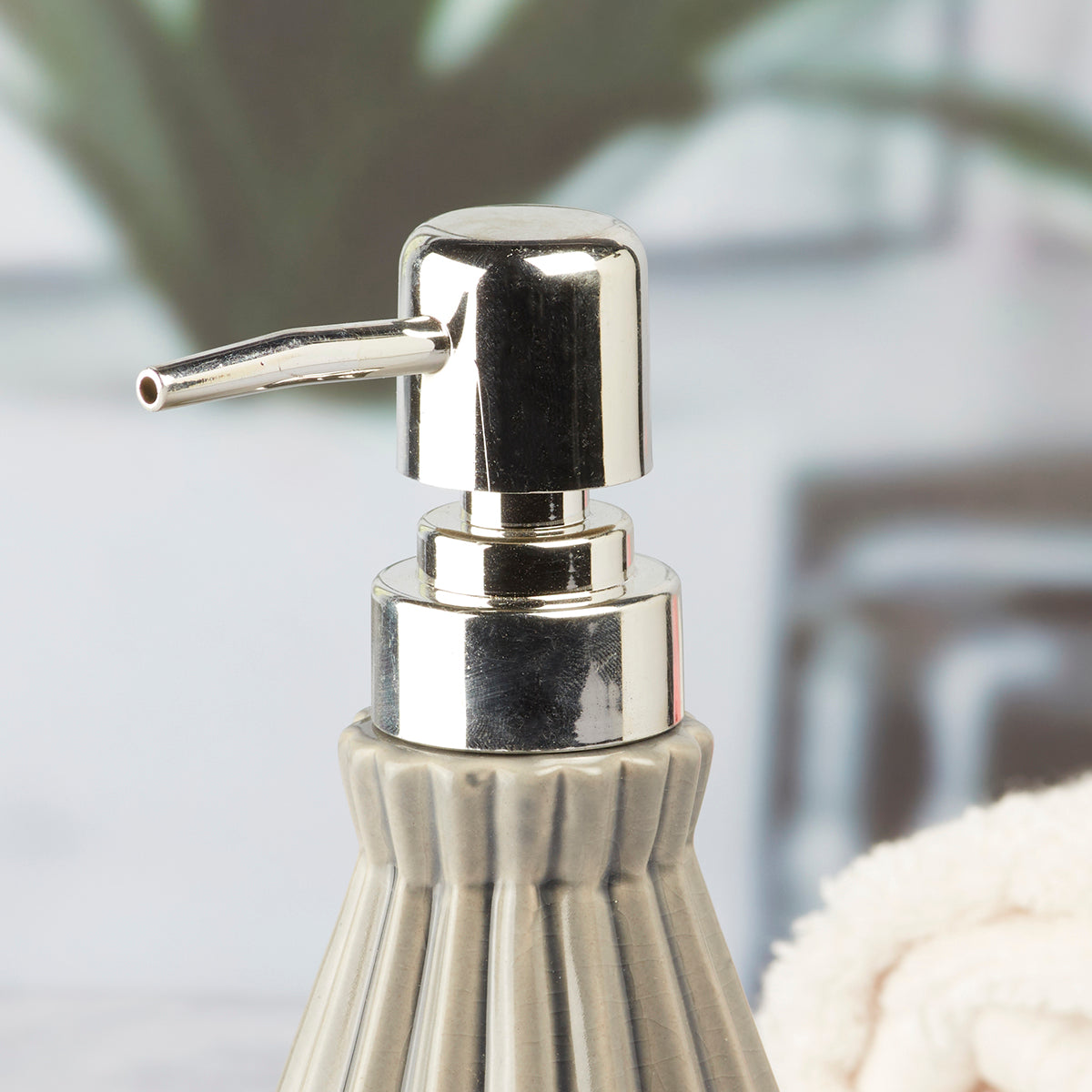 Ceramic Soap Dispenser handwash Pump for Bathroom, Set of 1, Grey (7619)