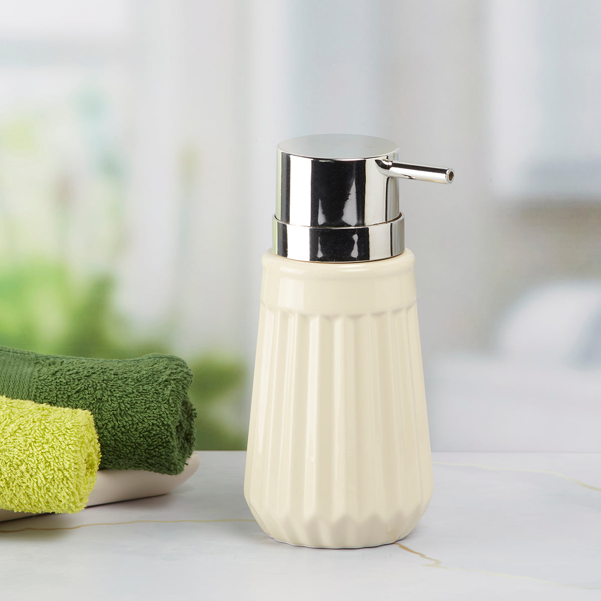 Kookee Ceramic Soap Dispenser for Bathroom handwash, refillable pump bottle for Kitchen hand wash basin, Set of 1, Cream (7981)