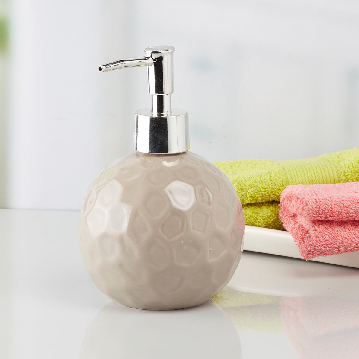 Ceramic Soap Dispenser handwash Pump for Bathroom, Set of 1, Beige (8008)