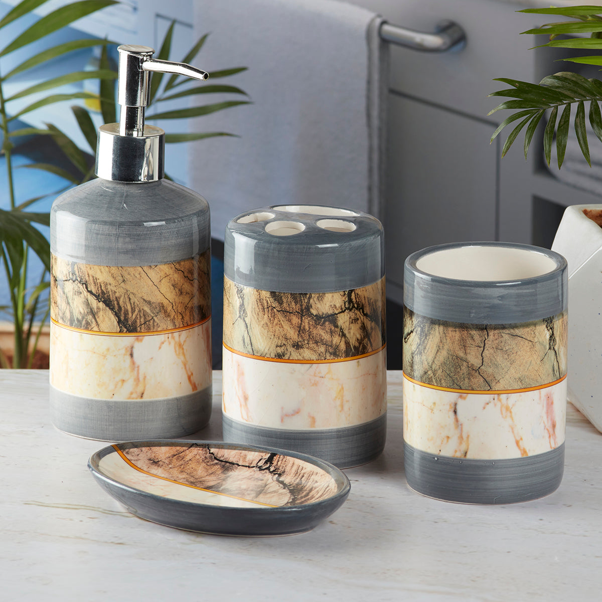 Ceramic Bathroom Set of 4 with Soap Dispenser (8116)