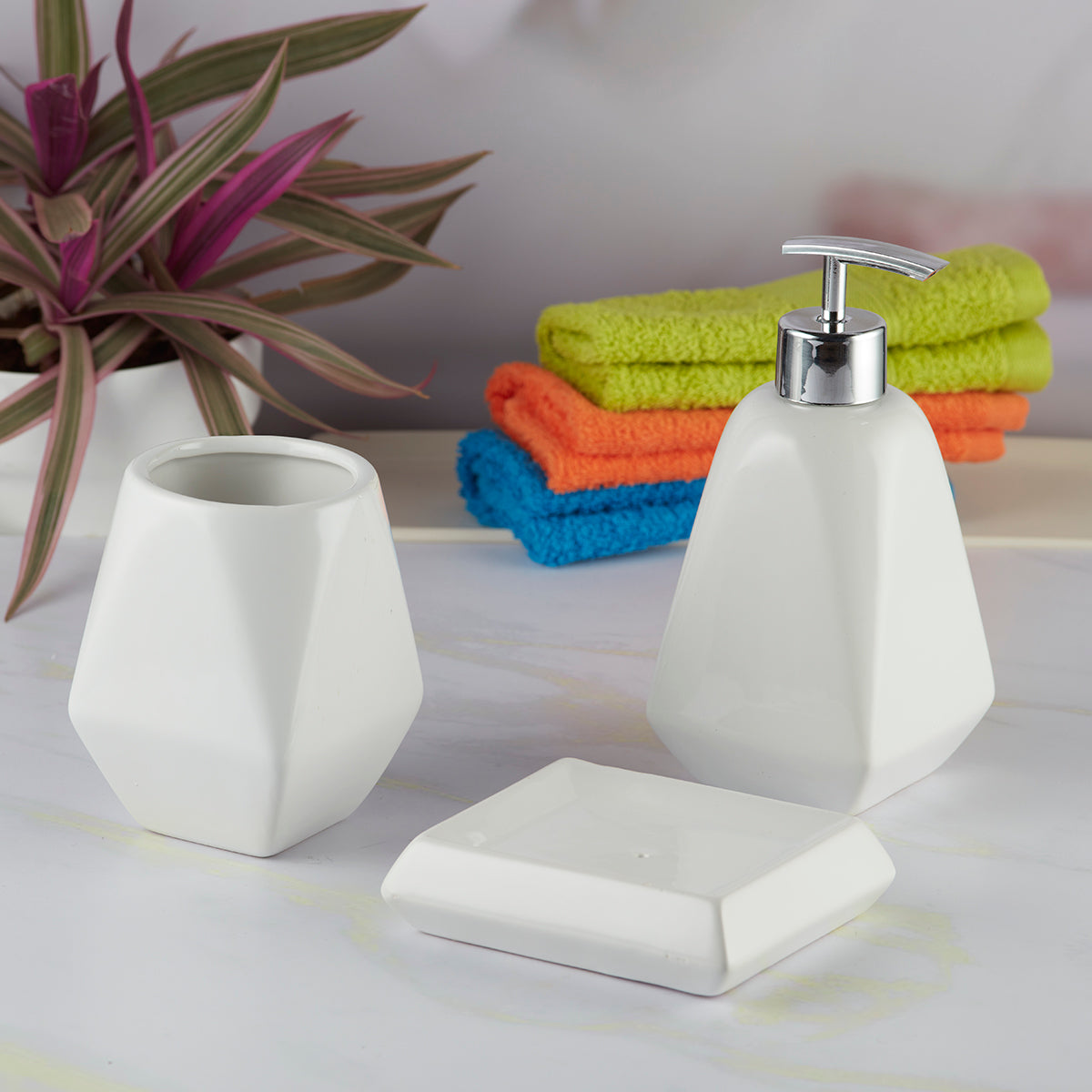 Ceramic Bathroom Accessories Set of 3 with Soap Dispenser (8125)