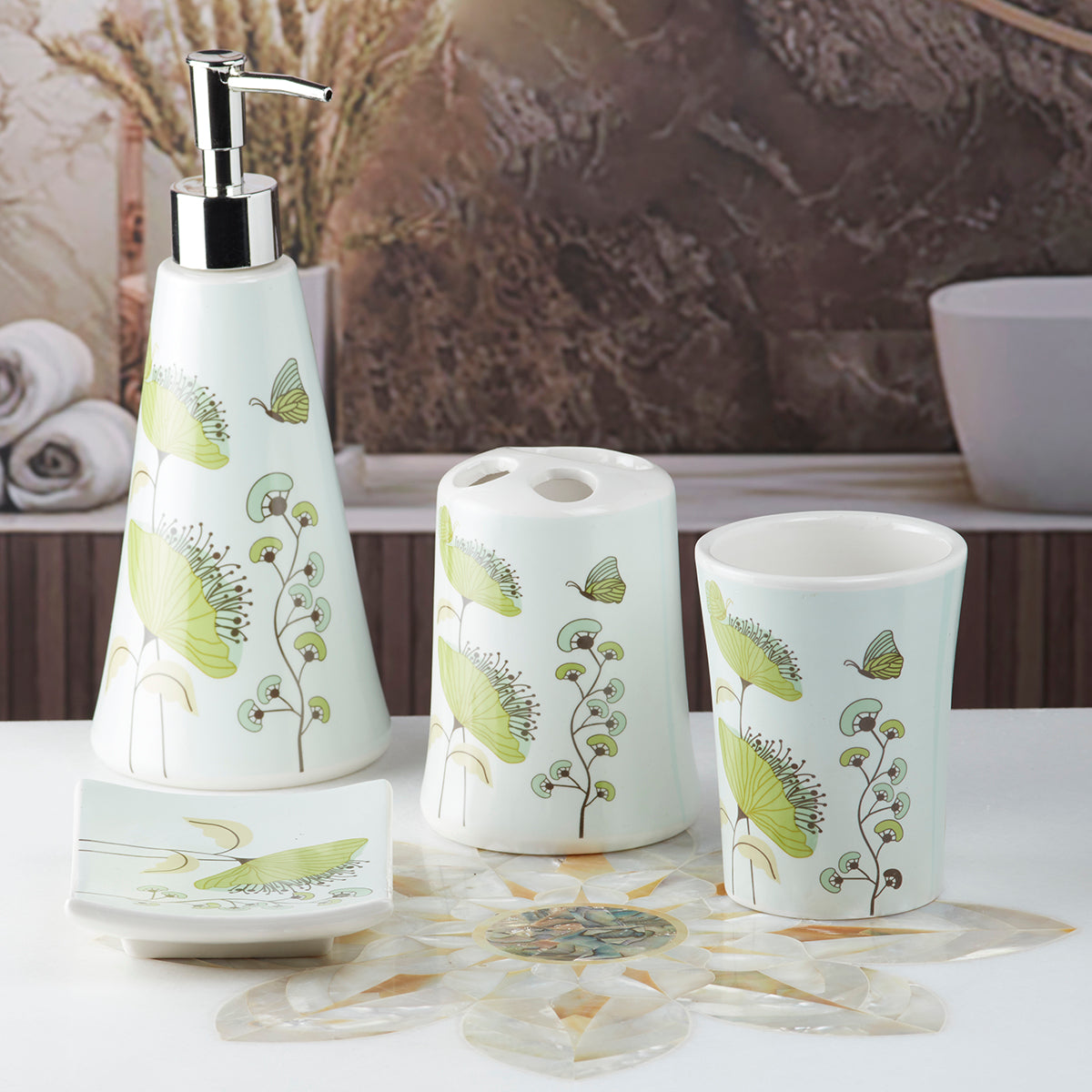 Ceramic Bathroom Accessories Set of 4 Bath Set with Soap Dispenser (10115)