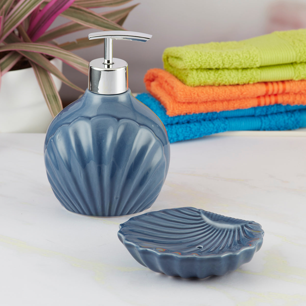 Ceramic Bathroom Set of 2 with Soap Dispenser (8180)