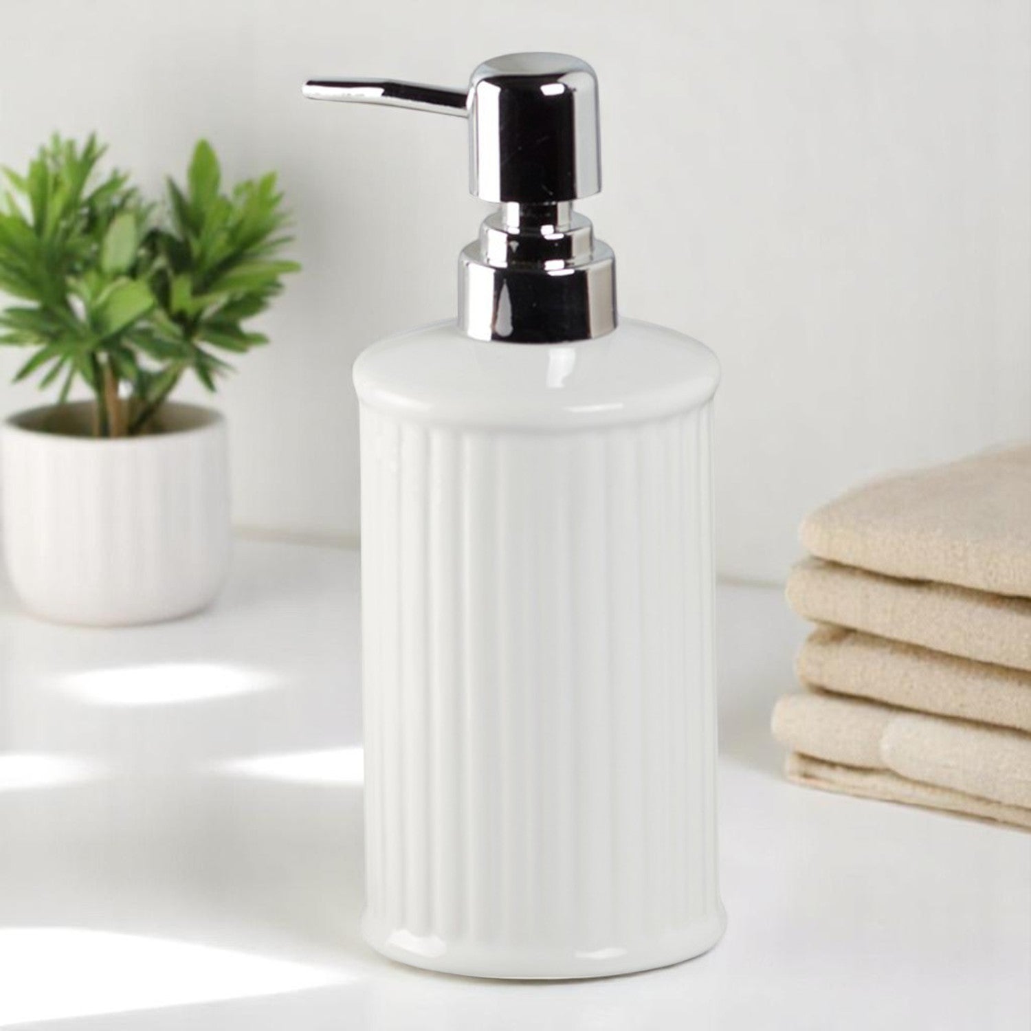 Ceramic Soap Dispensers, 1 piece (8197-SD)