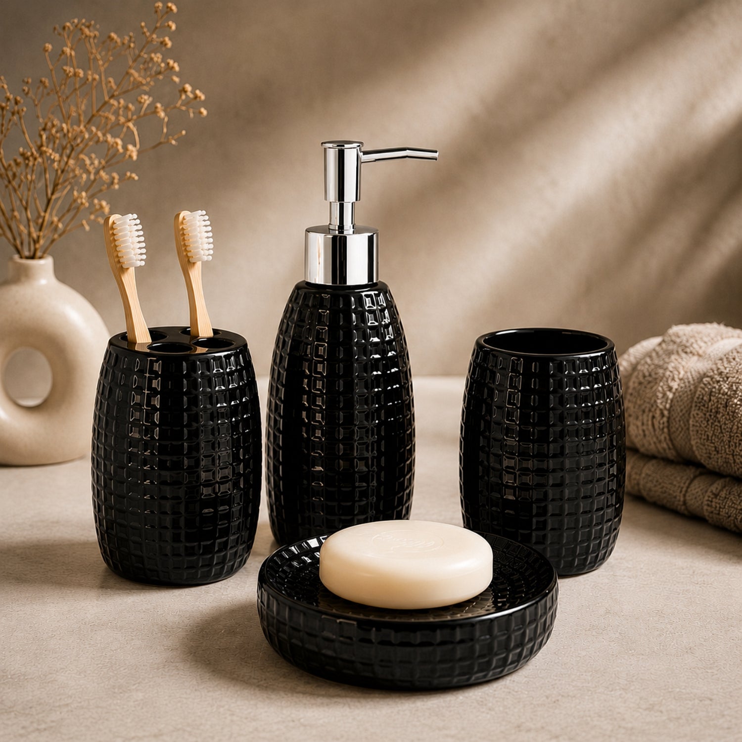 Ceramic Bathroom Accessories Set of 4 Bath Set with Soap Dispenser (V-CBS-047-4)