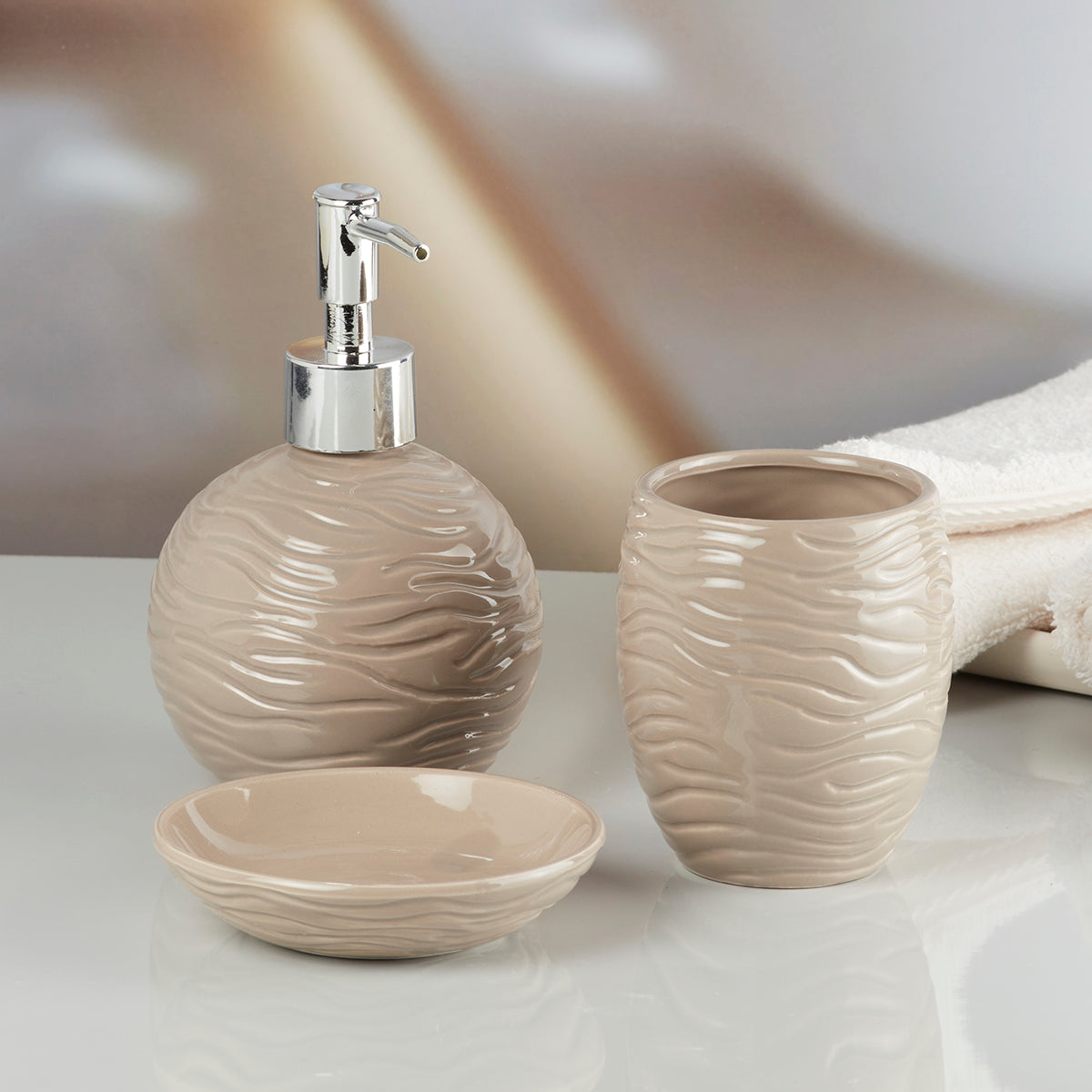 Ceramic Bathroom Accessories Set of 3 with Soap Dispenser (8338)