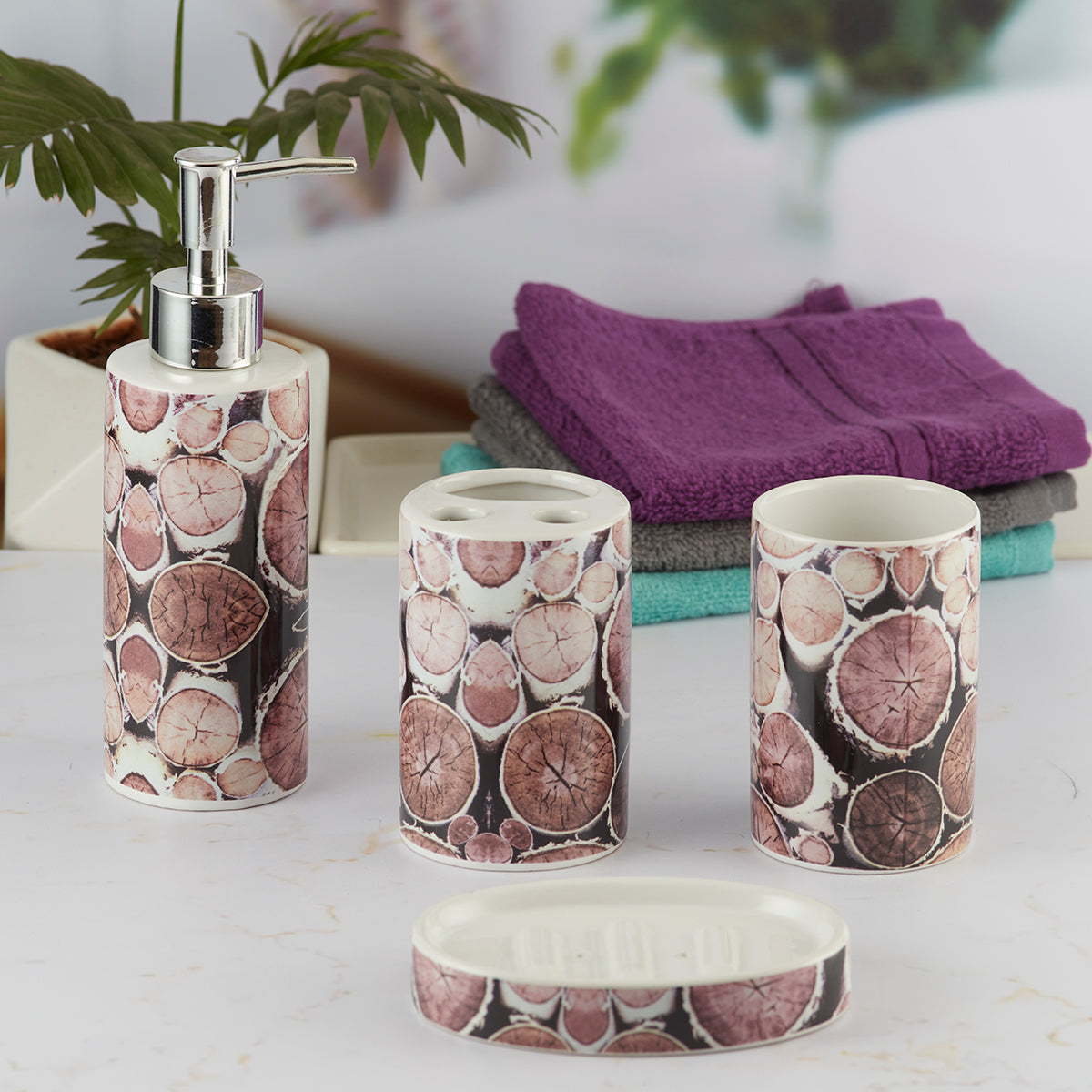 Ceramic Bathroom Set of 4 with Soap Dispenser (8477)