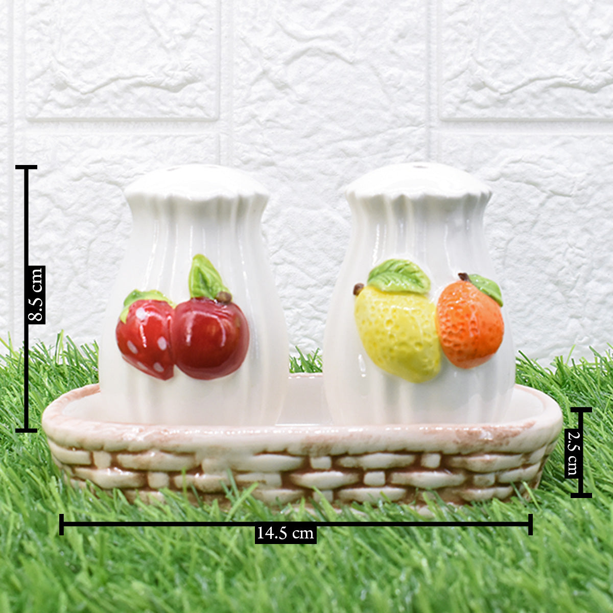 Ceramic Salt and Pepper Set with tray, Fruits, White (8531)