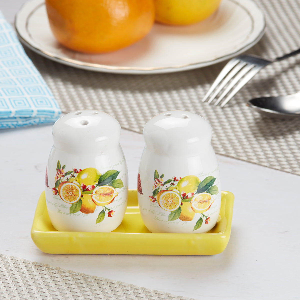 Ceramic Salt and Pepper Set with tray, Printed Design, White (8590)