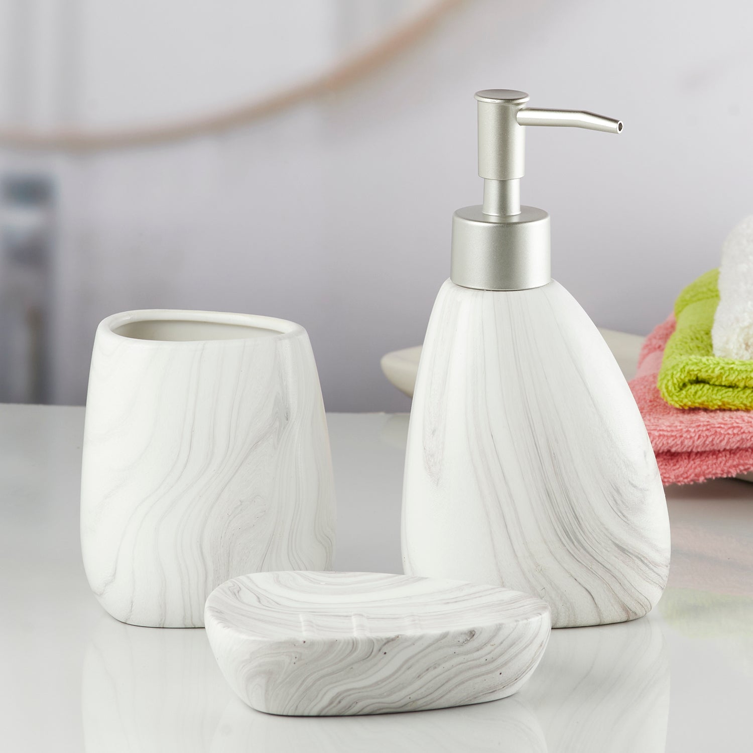 Ceramic Bathroom Accessories Set of 3 with Soap Dispenser (7646)