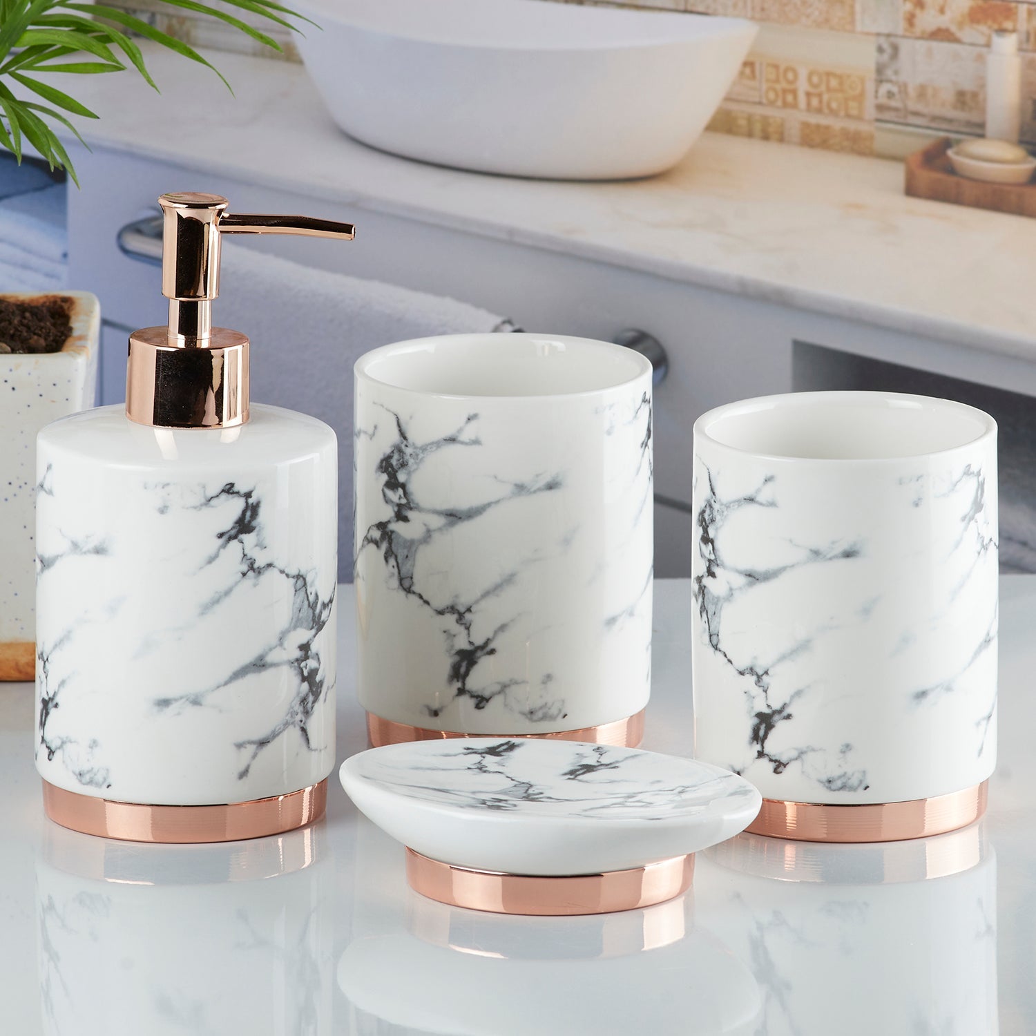 Ceramic Bathroom Set of 4 with Soap Dispenser (9600)