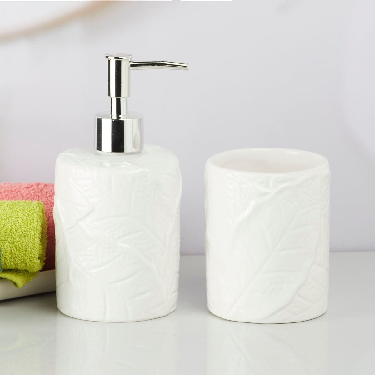 Ceramic Bathroom Accessories Set of 2 with Soap Dispenser (9606)