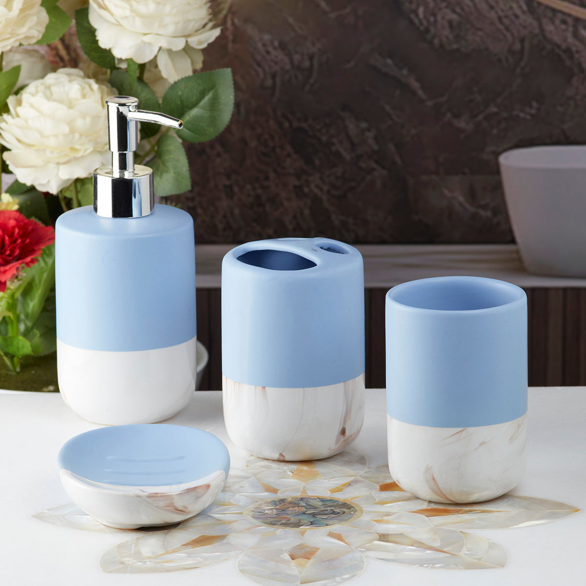 Ceramic Bathroom Accessories Set of 4 Bath Set with Soap Dispenser (9621)