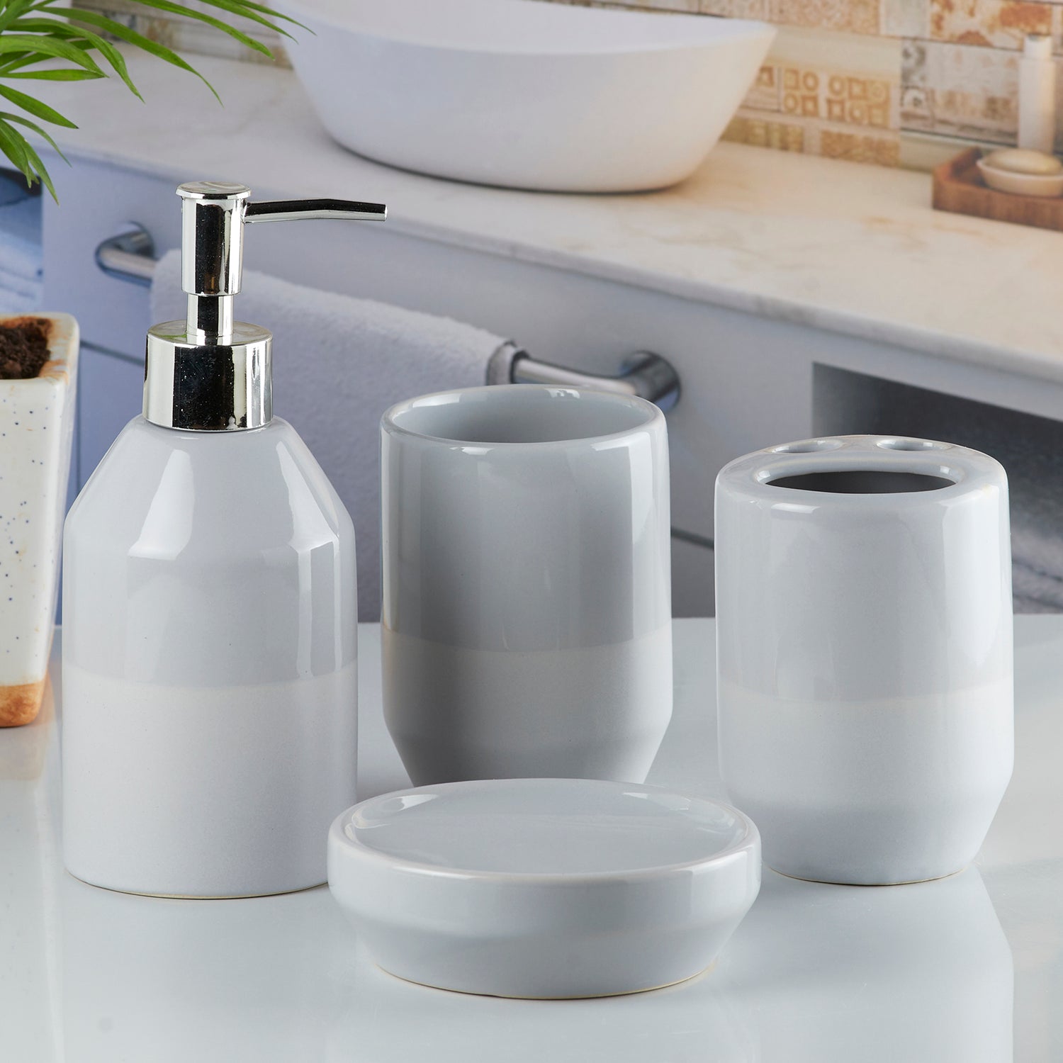 Ceramic Bathroom Set of 4 with Soap Dispenser (9623)