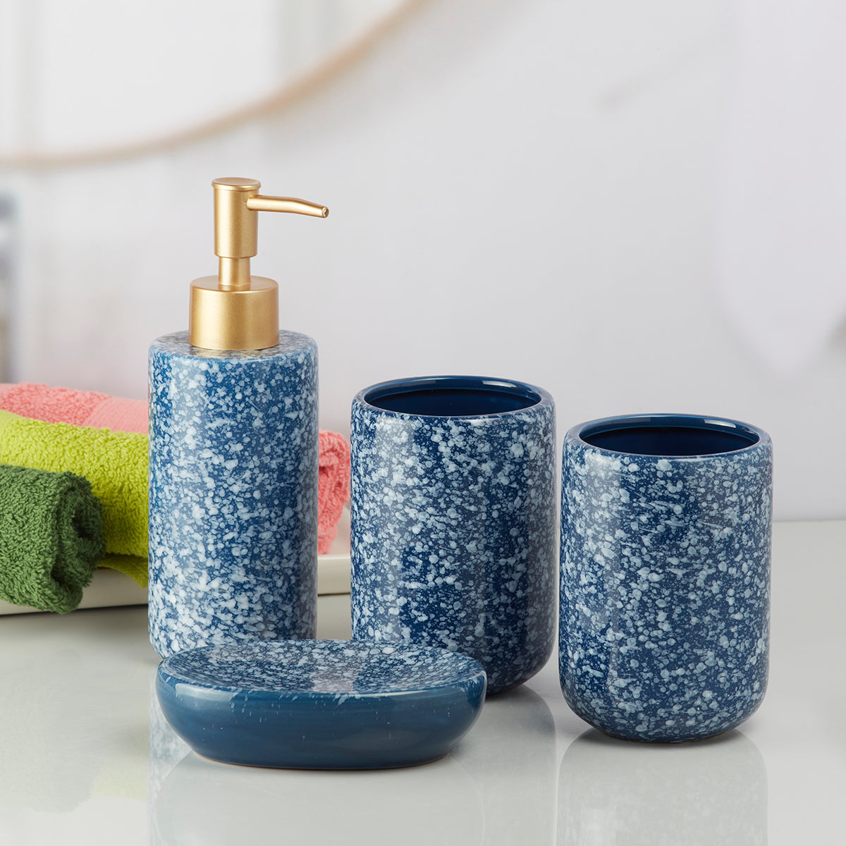 Ceramic Bathroom Accessories Set of 4 Bath Set with Soap Dispenser (10088)