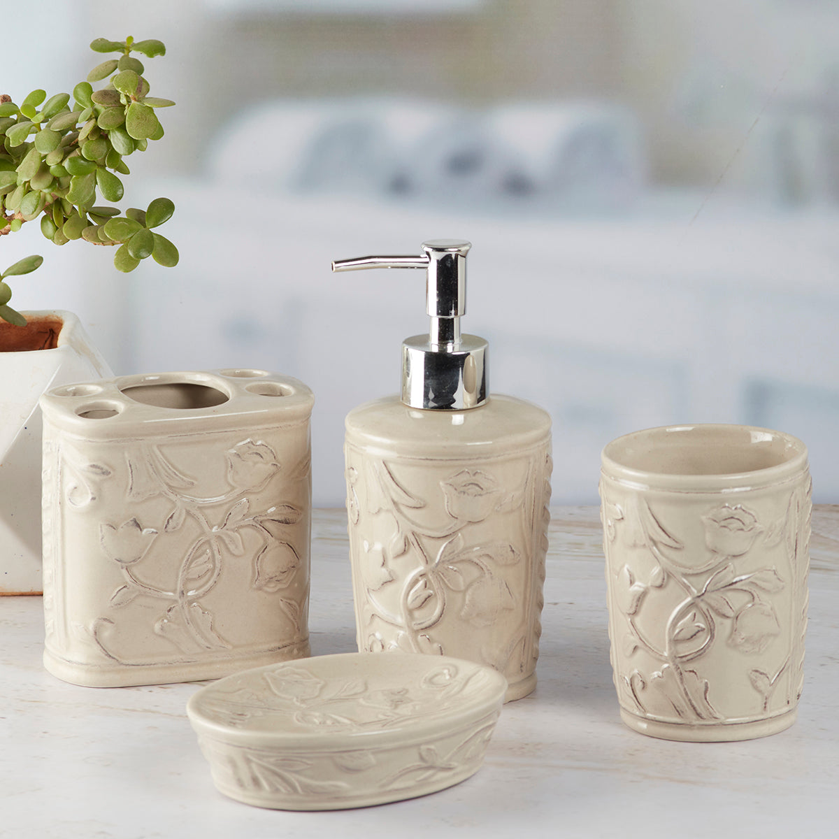 Ceramic Bathroom Set of 4 with Soap Dispenser (9635)
