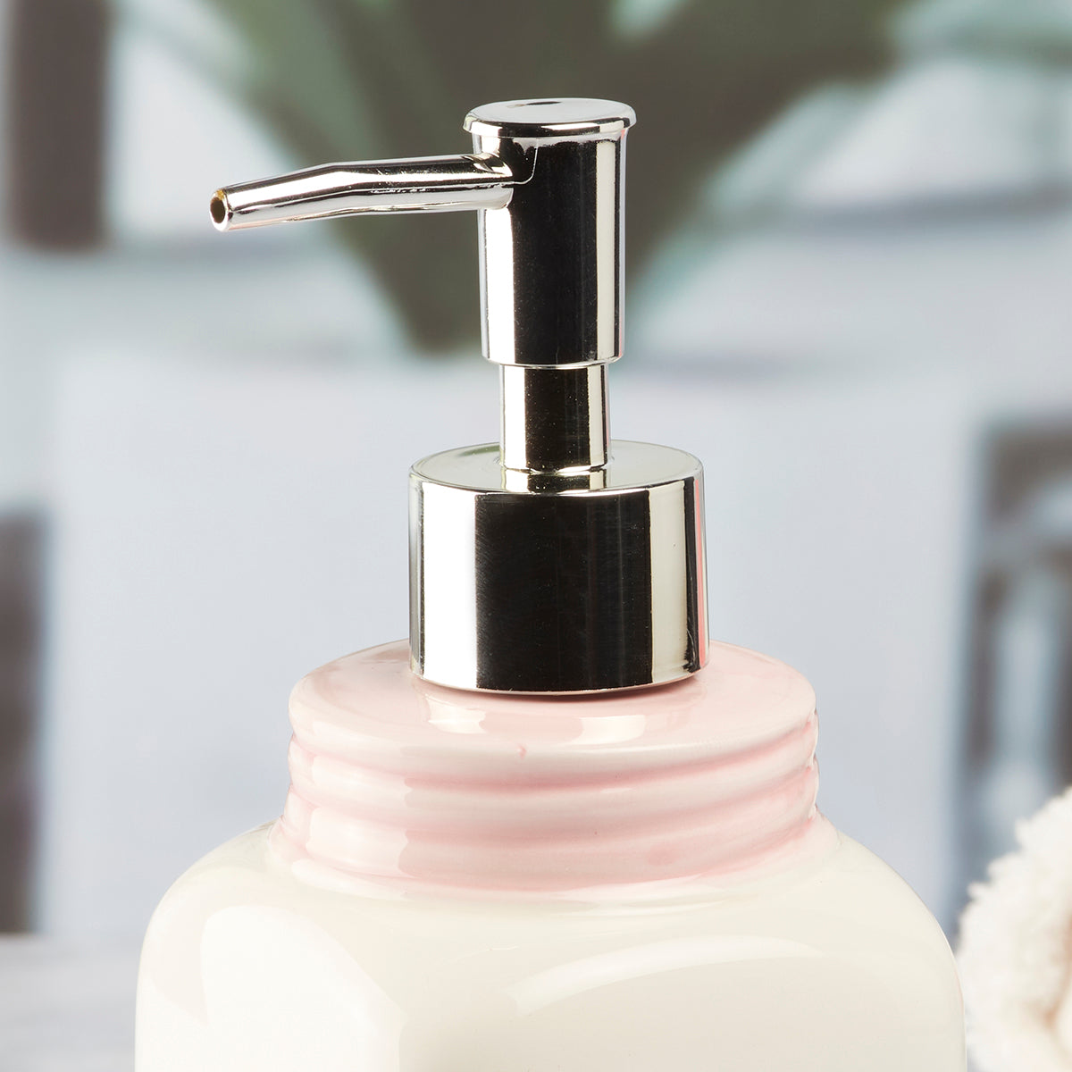Ceramic Soap Dispenser handwash Pump for Bathroom, Set of 1, White/Pink  (9648)