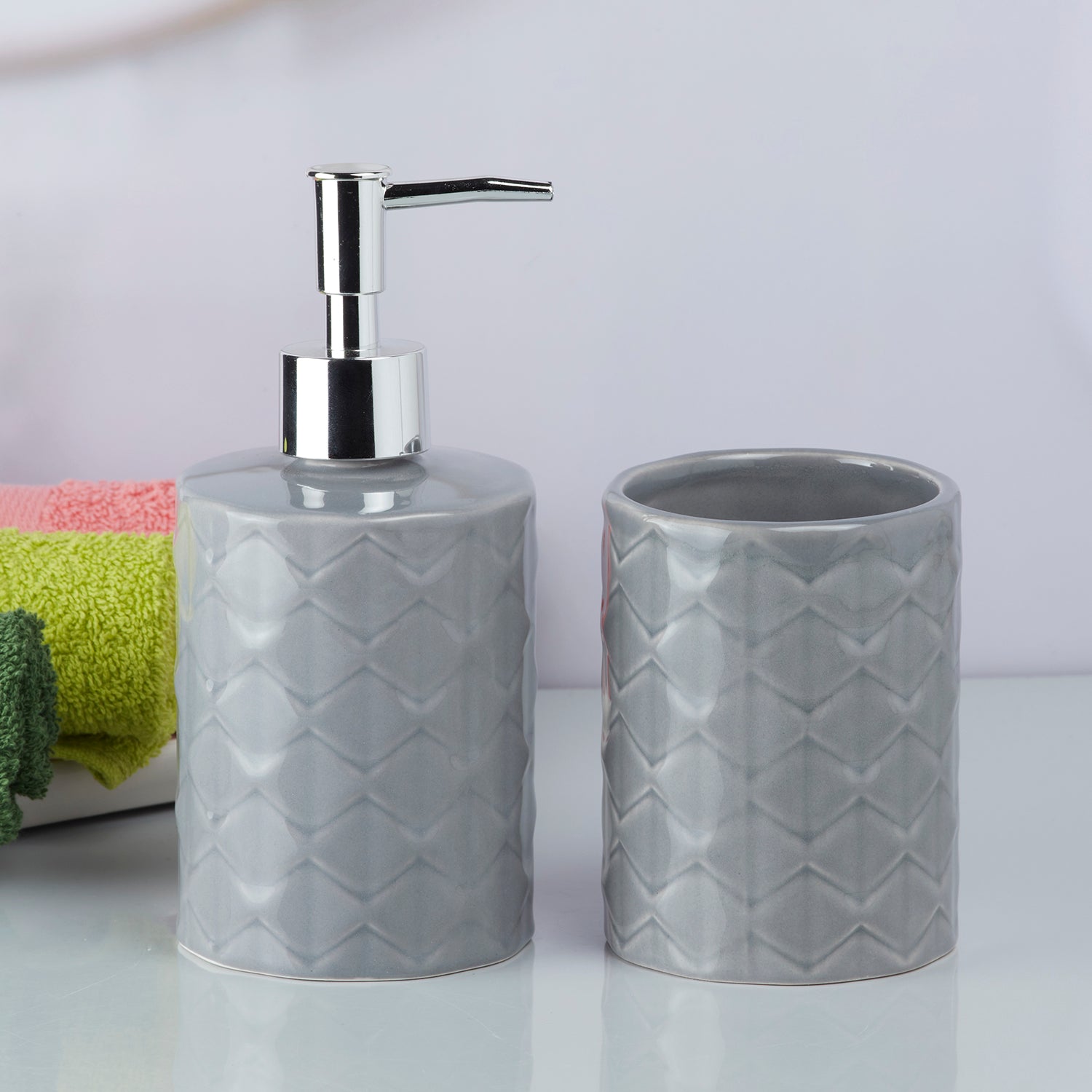 Ceramic Bathroom Accessories Set of 2 with Soap Dispenser (9719)