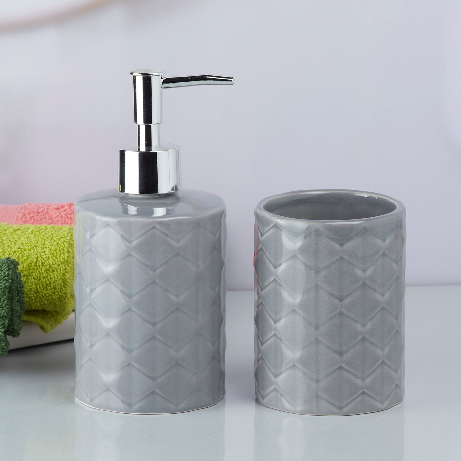 Ceramic Bathroom Accessories Set of 2 Bath Set with Soap Dispenser (9722)