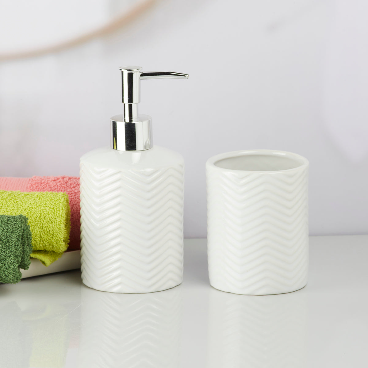 Ceramic Bathroom Accessories Set of 2 with Soap Dispenser (9722)