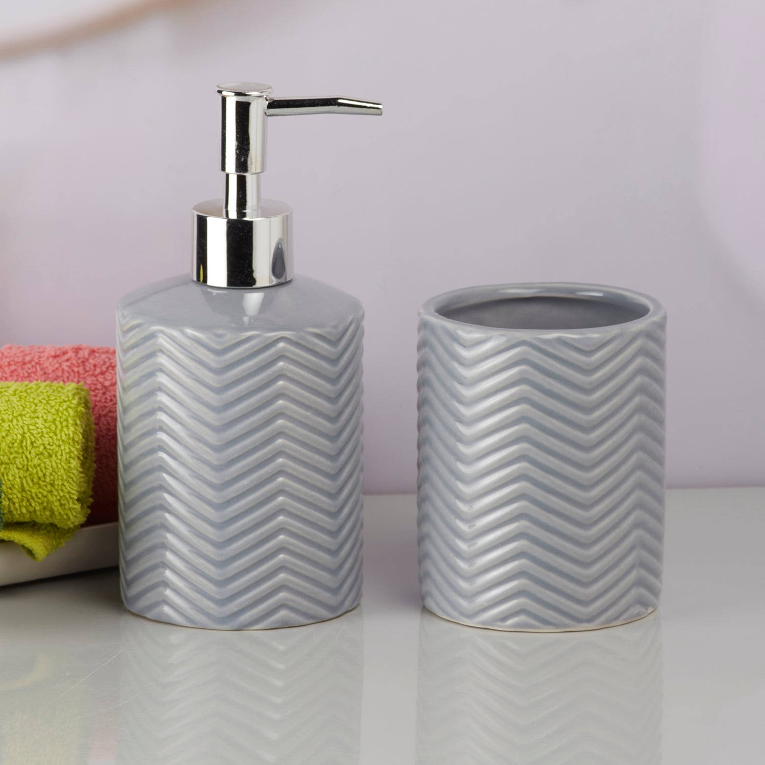 Ceramic Bathroom Accessories Set of 2 with Soap Dispenser (9722)