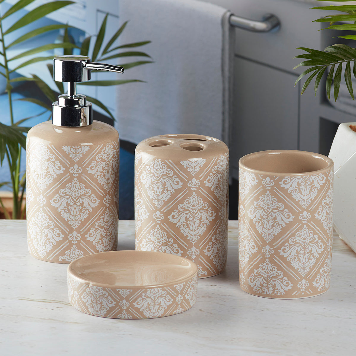 Ceramic Bathroom Set of 4 with Soap Dispenser (9752)