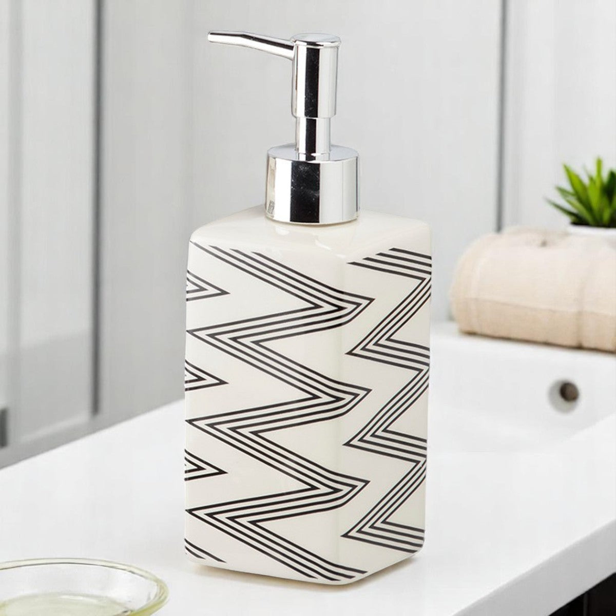 Ceramic Soap Dispensers, 1 piece (9845-SD)