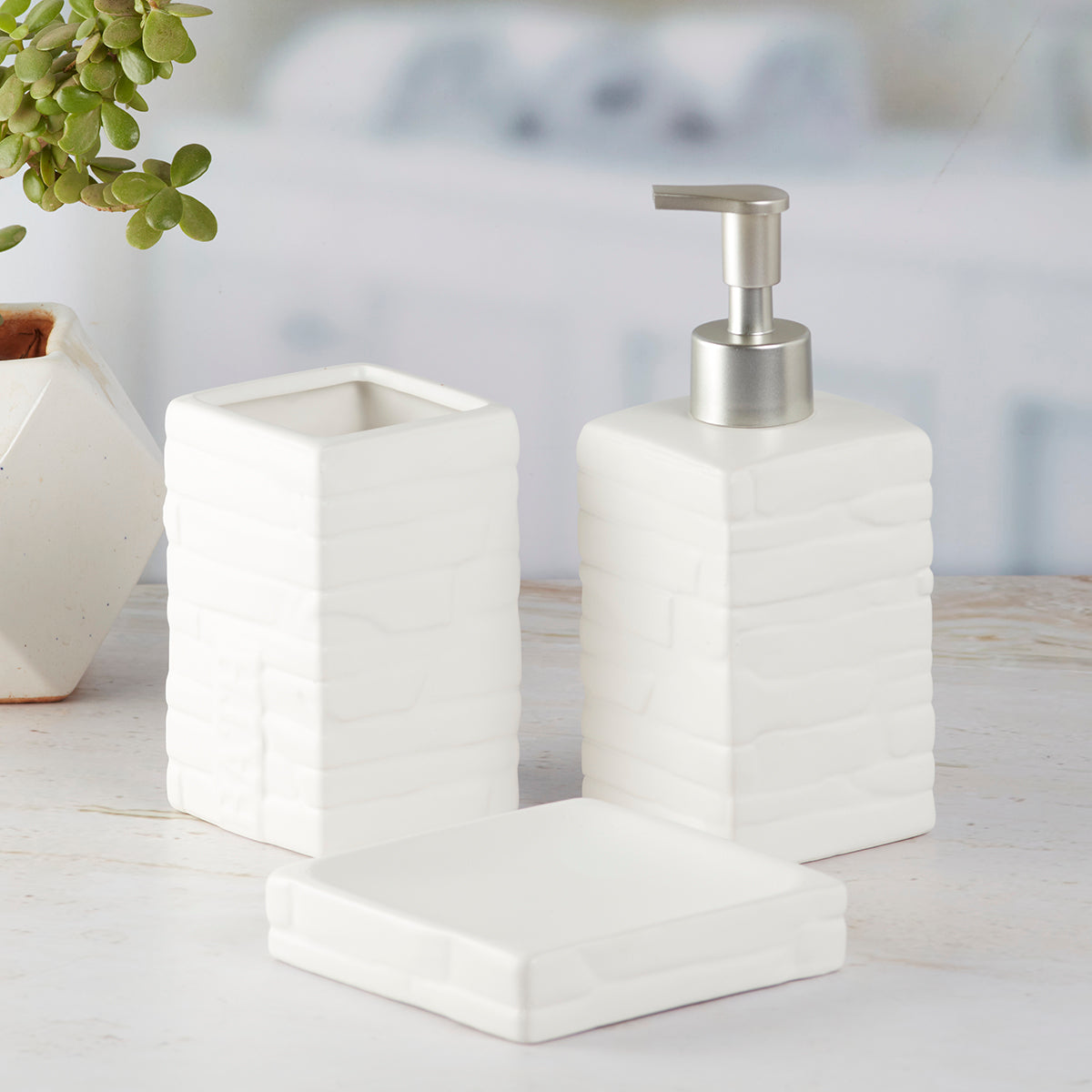 Ceramic Bathroom Accessories Set of 3 Bath Set with Soap Dispenser (8061)