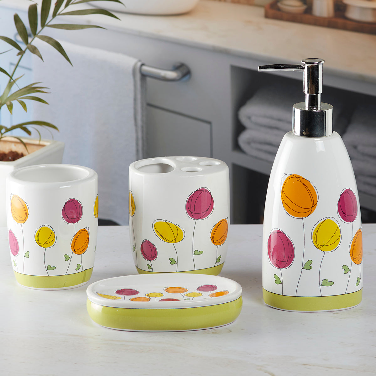 Ceramic Bathroom Set of 4 with Soap Dispenser (9880)