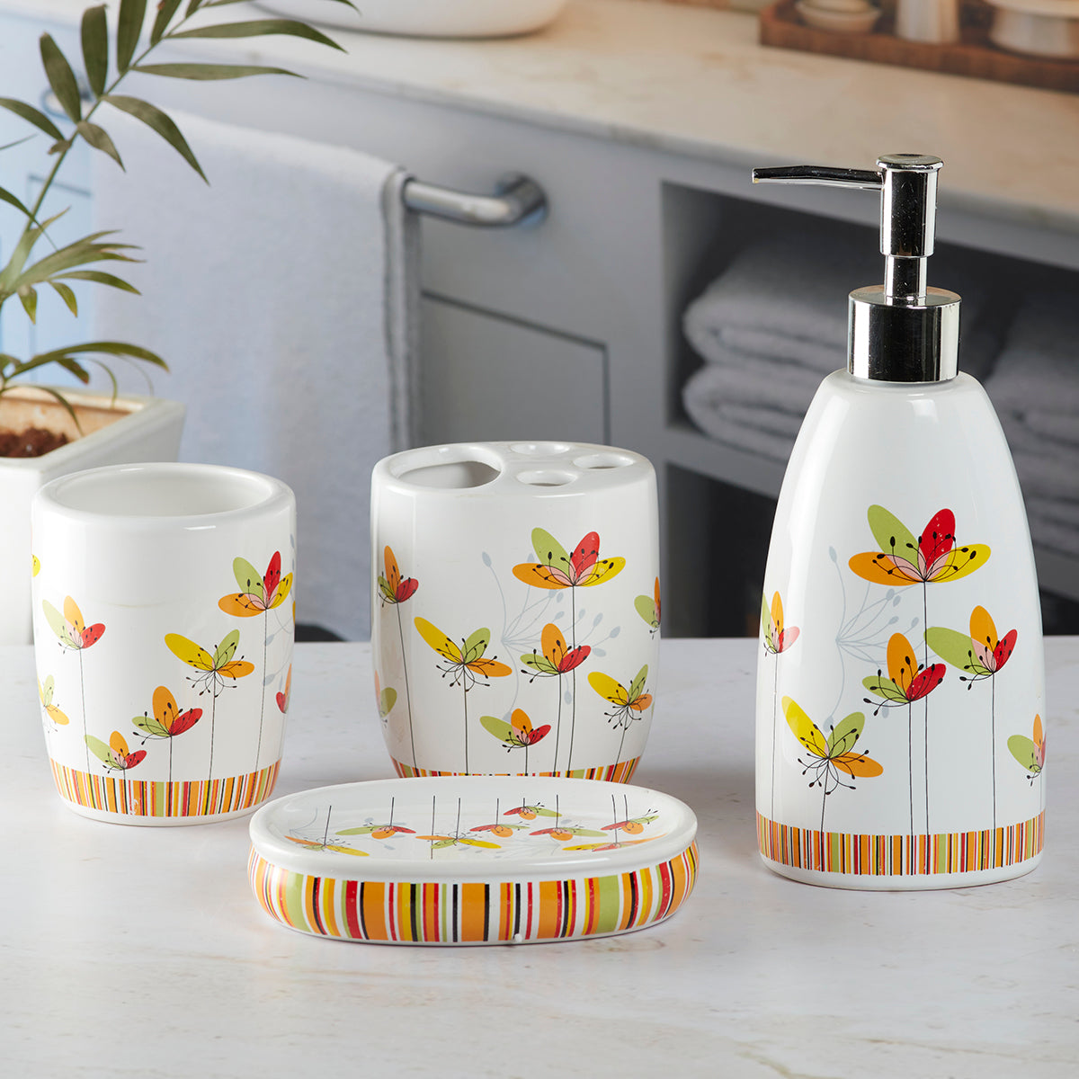 Ceramic Bathroom Set of 4 with Soap Dispenser (9880)