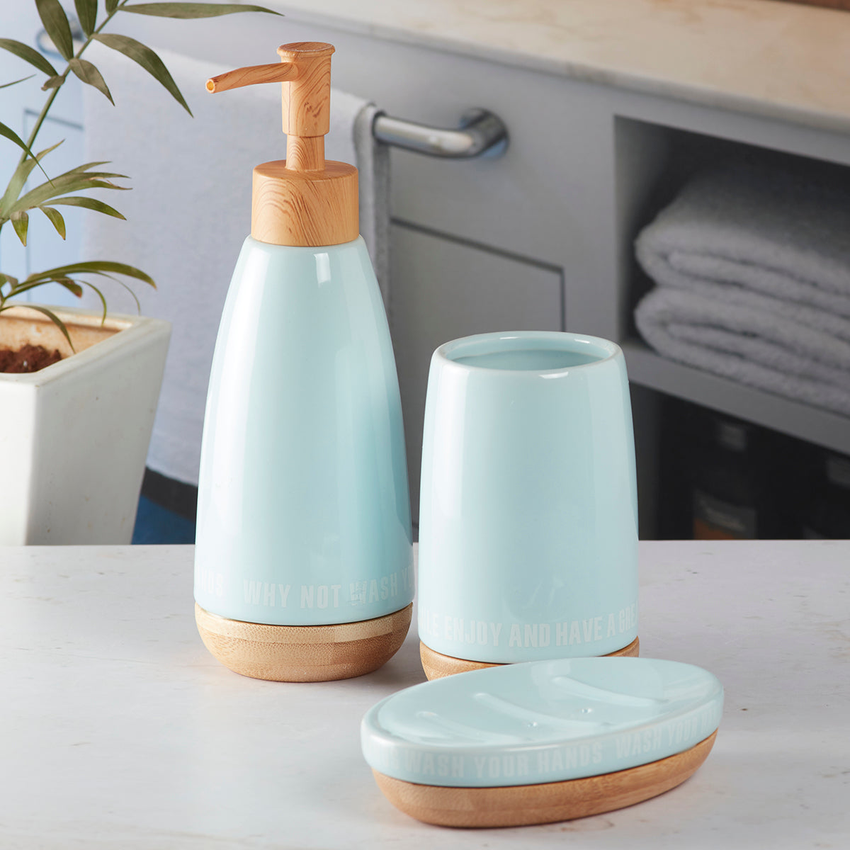 Ceramic Bathroom Set of 3 with Soap Dispenser (9882)