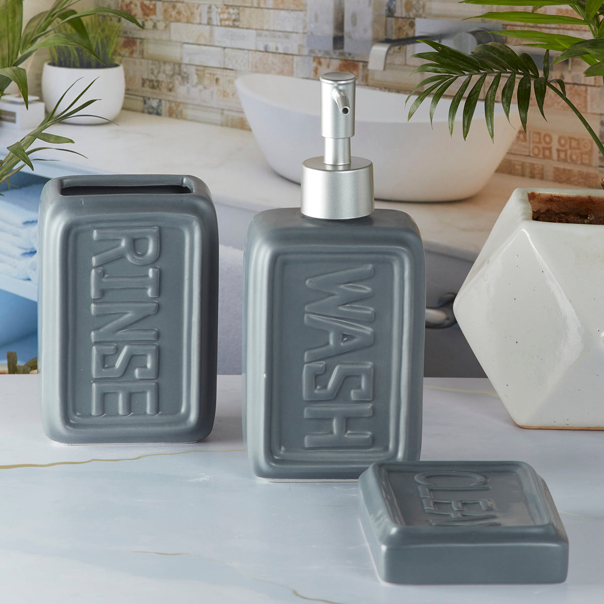 Ceramic Bathroom Set of 3 with Soap Dispenser (9893)