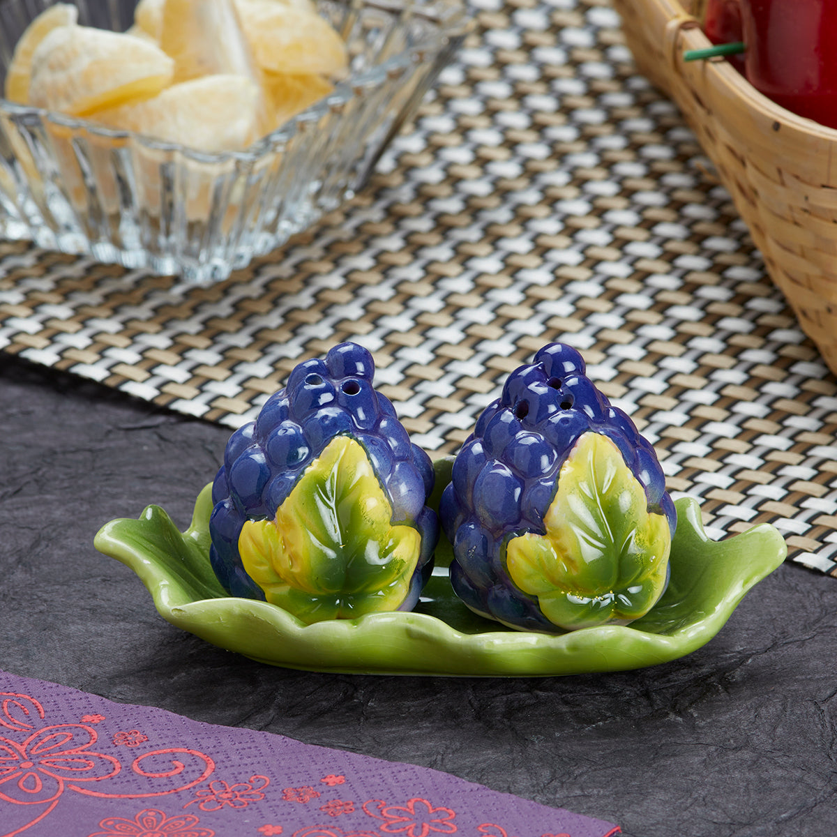 Ceramic Salt Pepper Container Set with tray (9970)