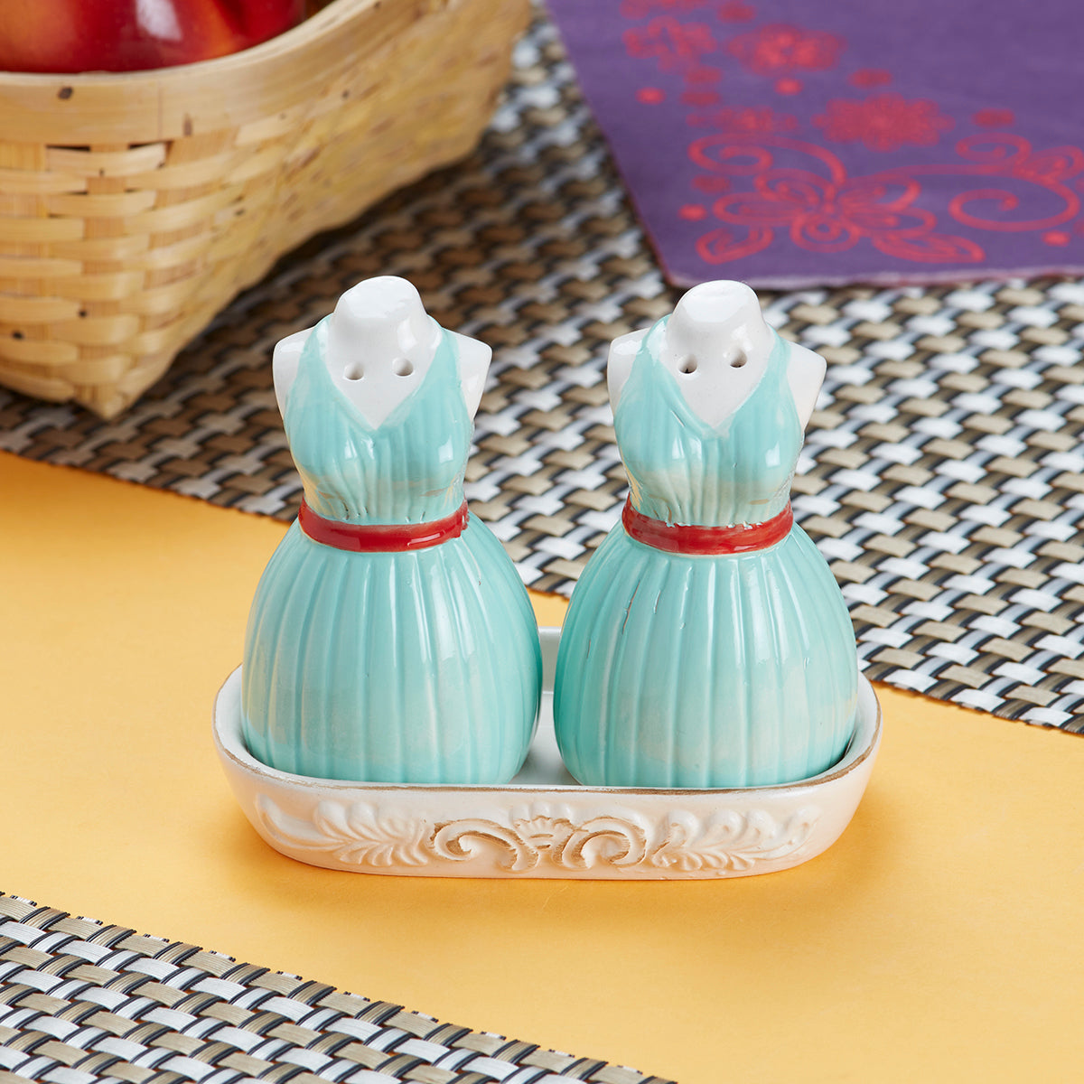 Ceramic Salt Pepper Container Set with tray (9971)