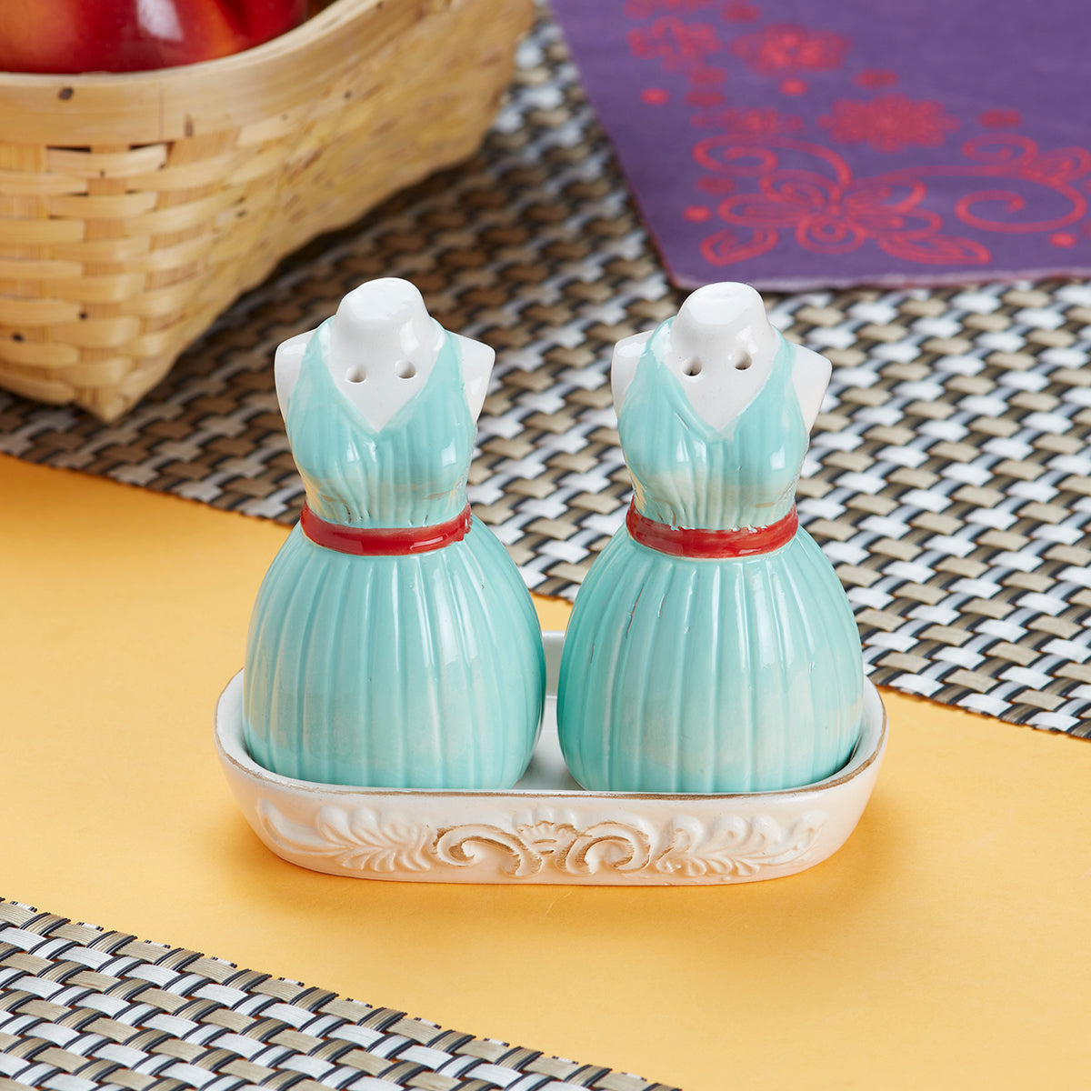 Kookee Ceramic Salt and Pepper Shakers Set with tray for Dining Table used as Namak Dhani, Shaker, Sprinkler, Spices Dispenser for Home, Kitchen and Restaurant (9972)