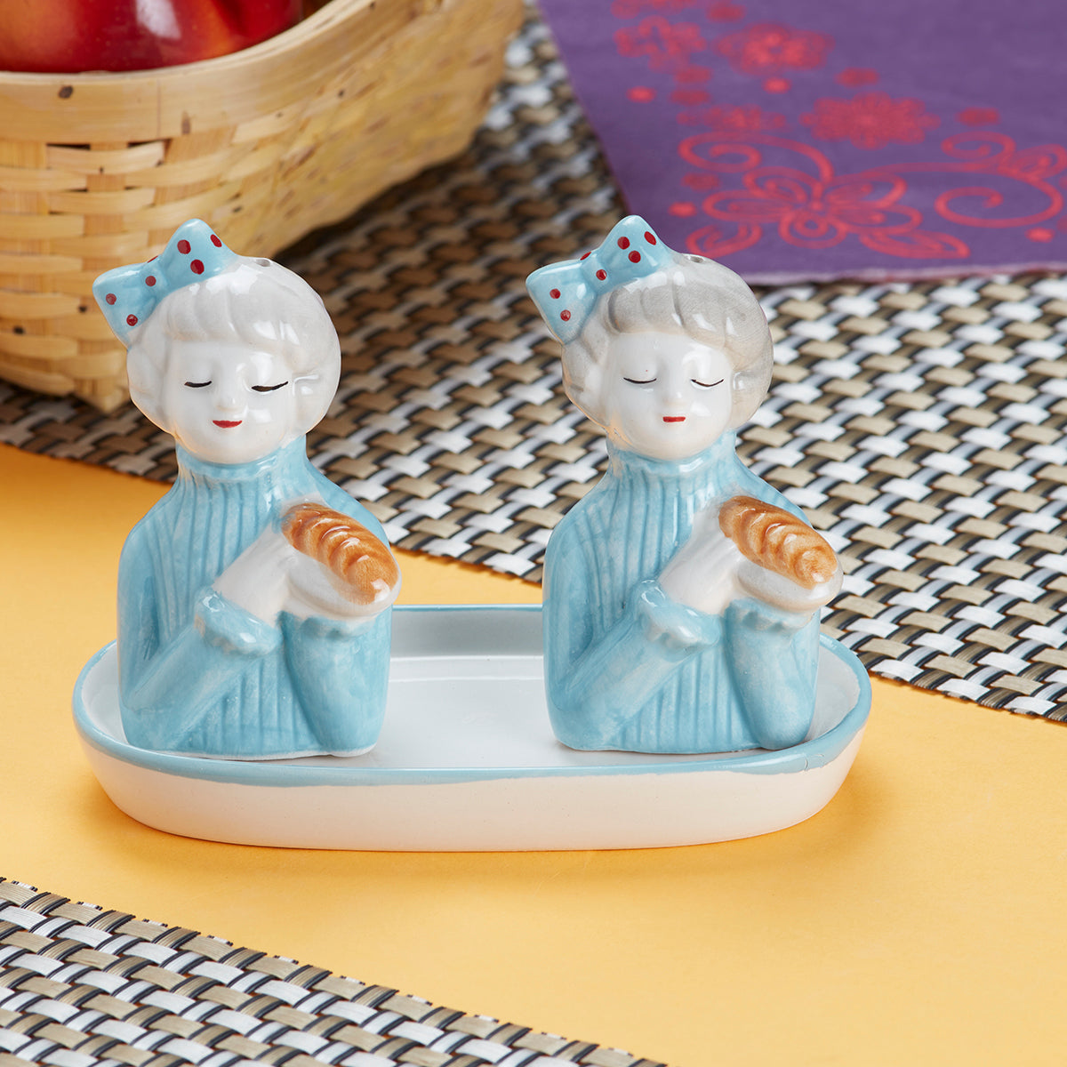 Ceramic Salt Pepper Container Set with tray (9984)