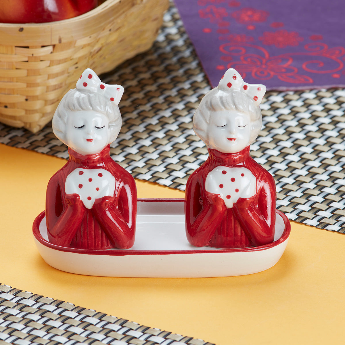 Ceramic Salt Pepper Container Set with tray (9984)