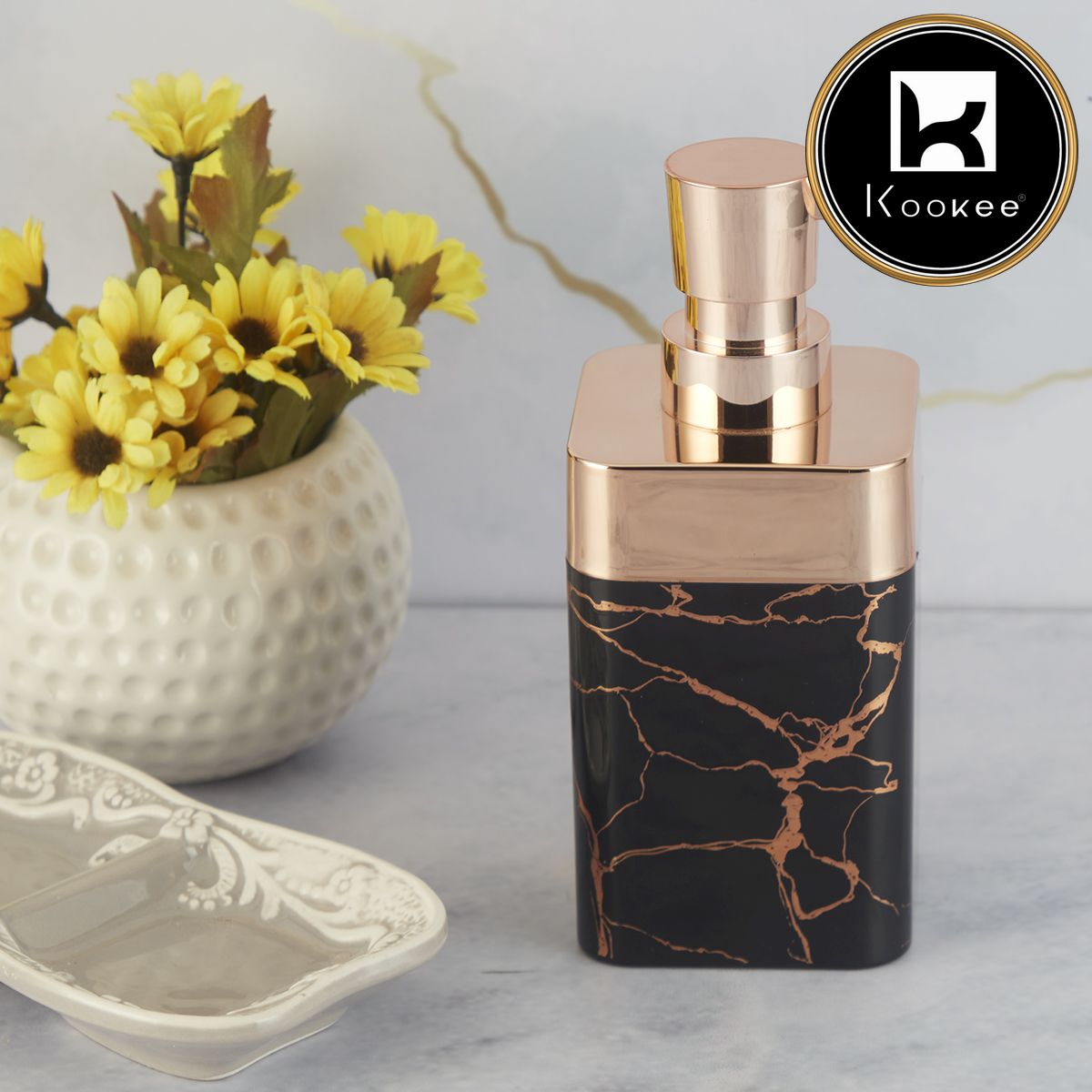 Kookee Acrylic Soap Dispensers, Black, ART09996