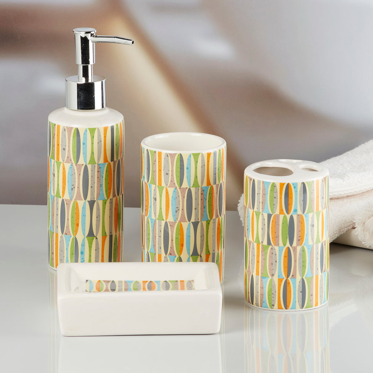 Ceramic Bathroom Set of 4 with Soap Dispenser (10056)