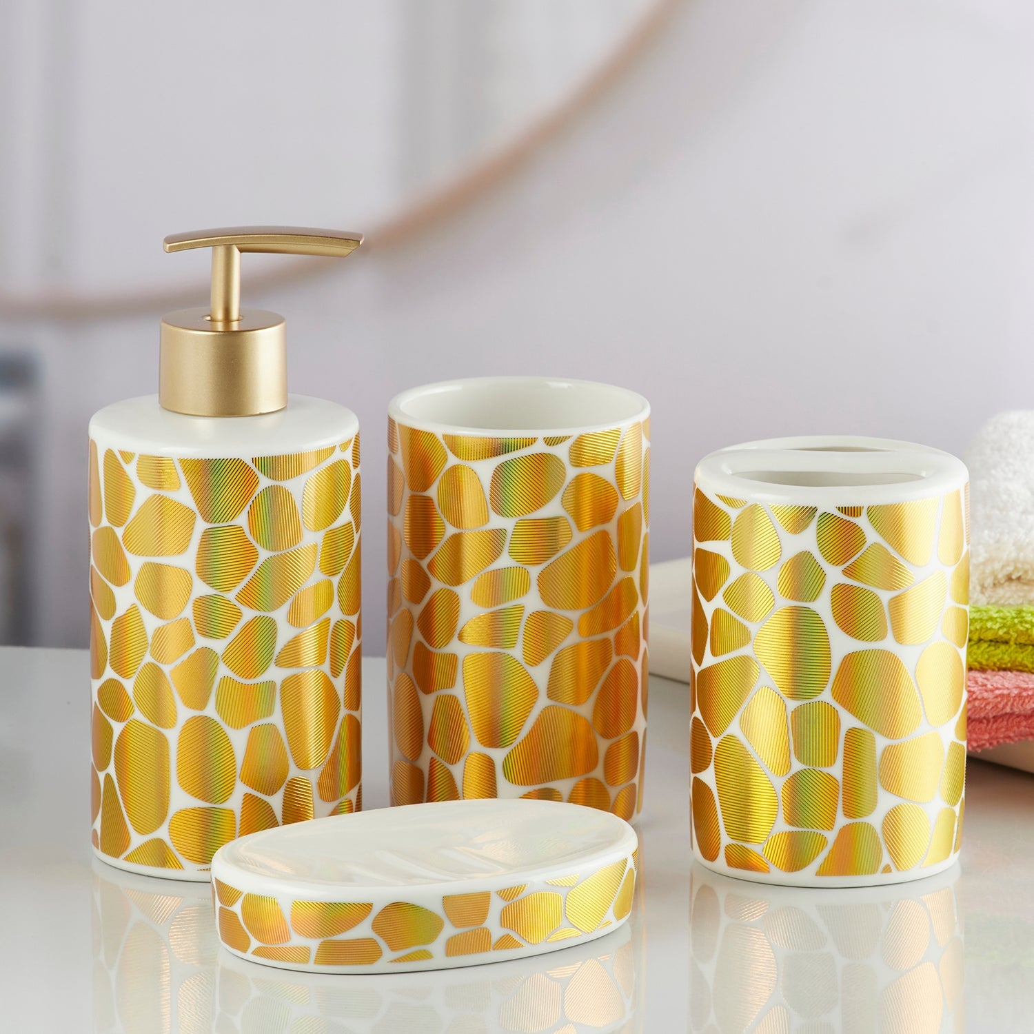 Ceramic Bathroom Set of 4 with Soap Dispenser (10084)