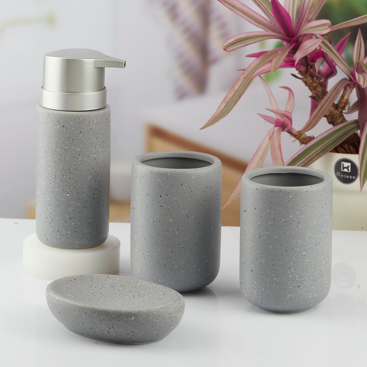 Ceramic Bathroom Accessories Set of 4 Bath Set with Soap Dispenser (10092)