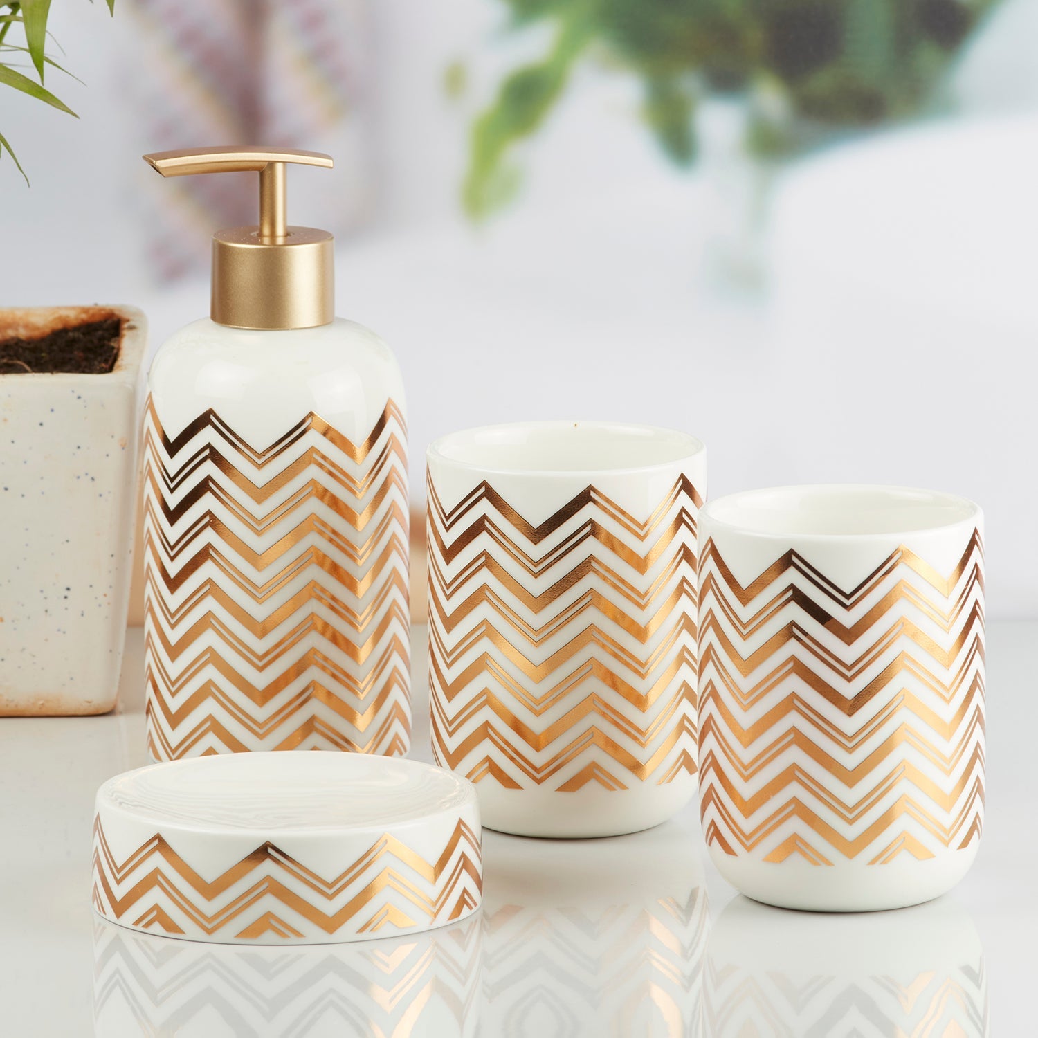 Ceramic Bathroom Set of 4 with Soap Dispenser (10093)