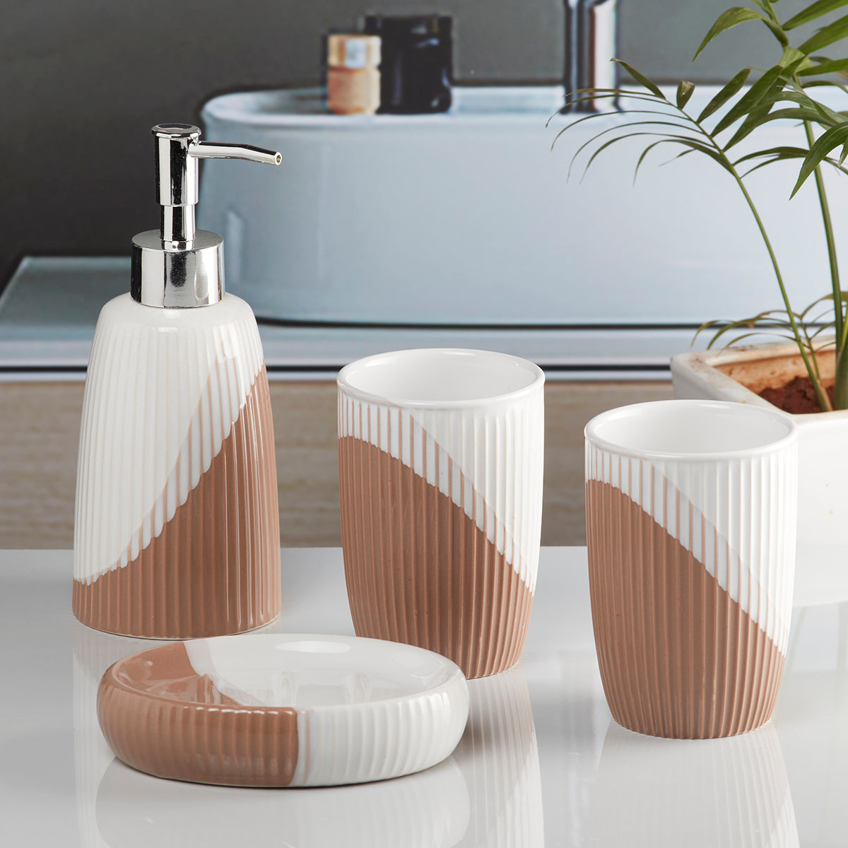 Ceramic Bathroom Set of 4 with Soap Dispenser (10100)